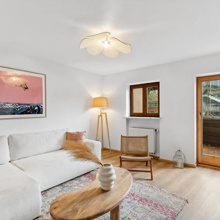 Casa Primavera - Grosse Stadtvilla Im Zentrum Miesbachs Buitenkant foto