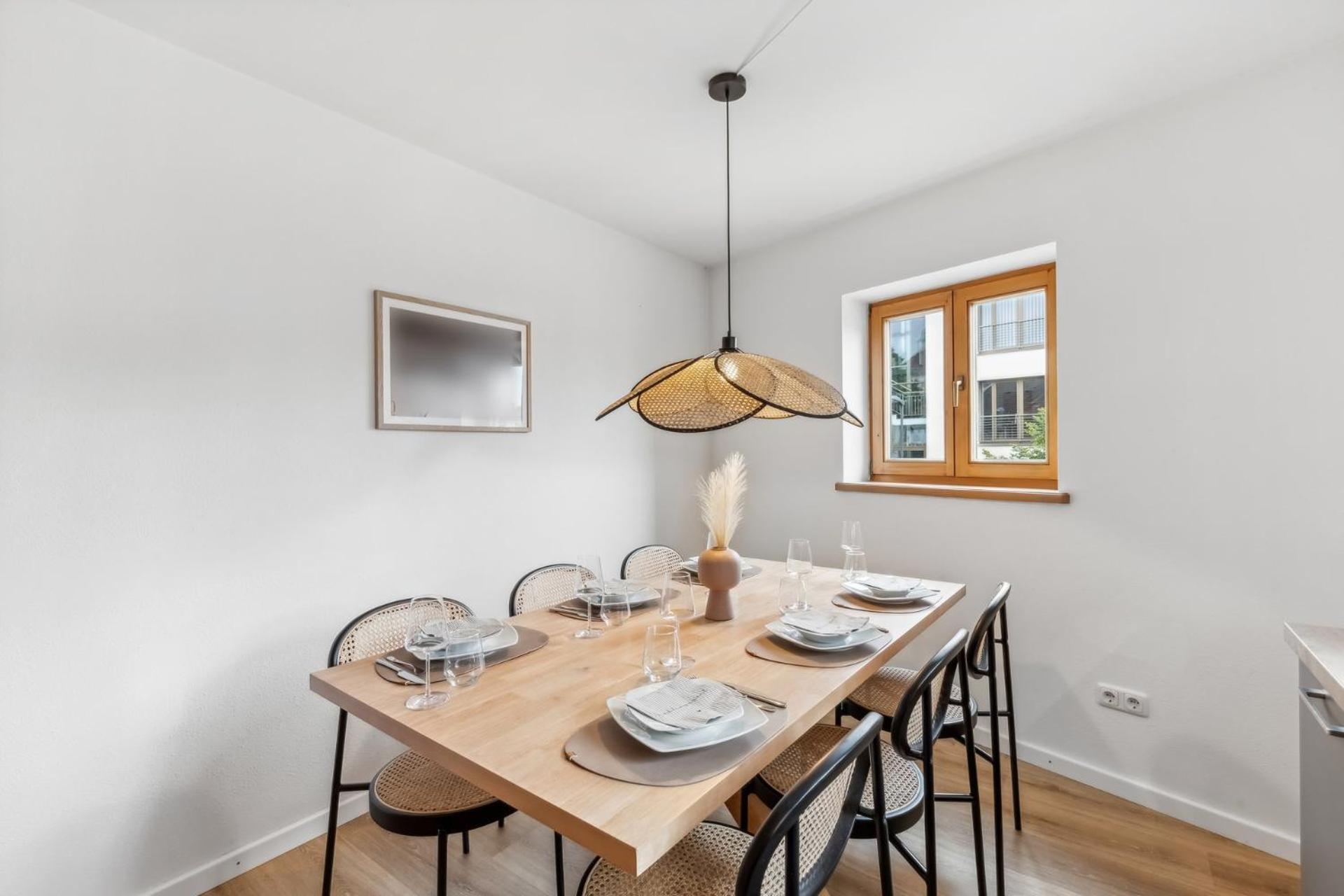 Casa Primavera - Grosse Stadtvilla Im Zentrum Miesbachs Buitenkant foto