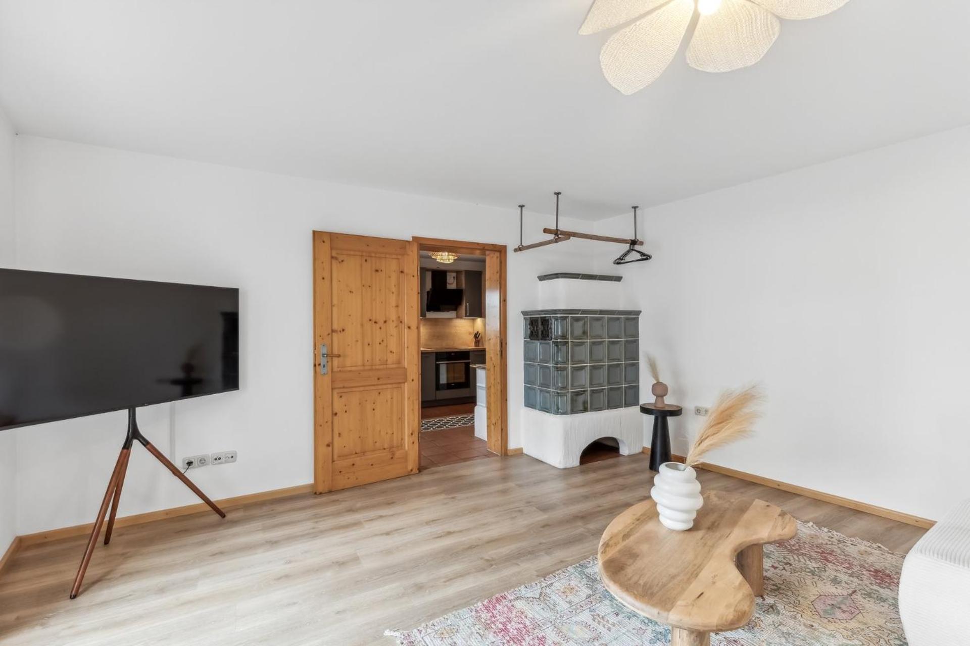 Casa Primavera - Grosse Stadtvilla Im Zentrum Miesbachs Buitenkant foto